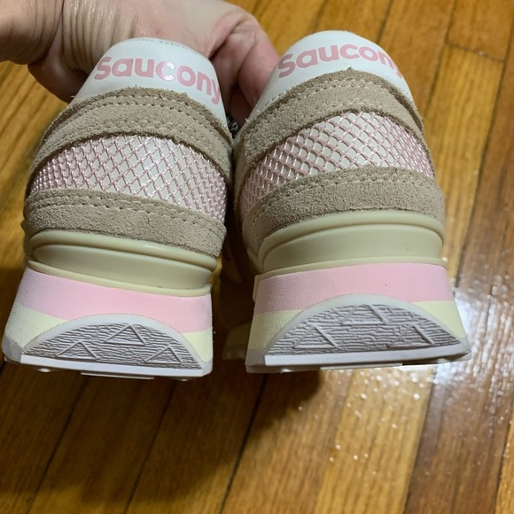 Saucony Originals Shadow Original Sage Shoes for Women Rubber Tread Pattern 7 - Picture 7 of 10